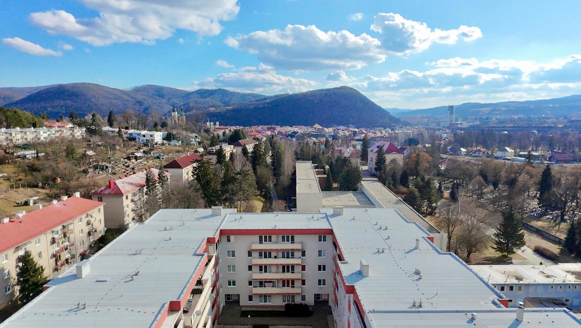 Simcity 3 I City Centre & Free Parking 24H Self Check-In Banská Bystrica Extérieur photo